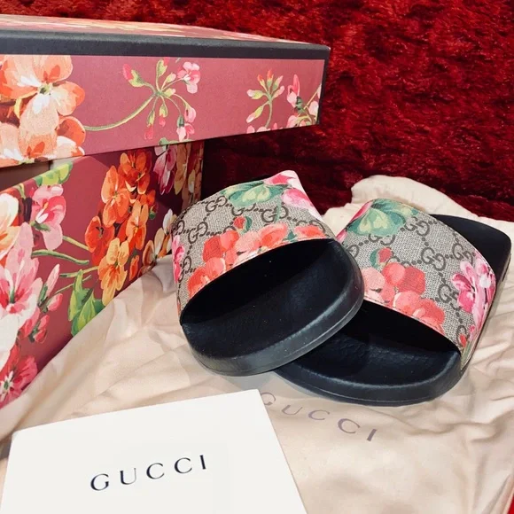 GG Blooms Supreme slide sandal, EUC